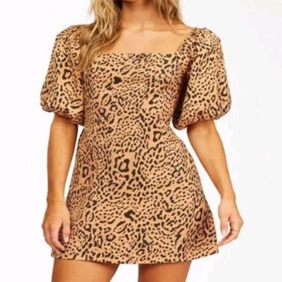 Billabong Dresses & Skirts - Billabong Women's Paradise Leopard Print Puff Sleeve Mini Dress Brown Size Med